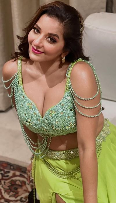 Monalisa's Bold Green Outfit Flaunts Her Sizzling Curves