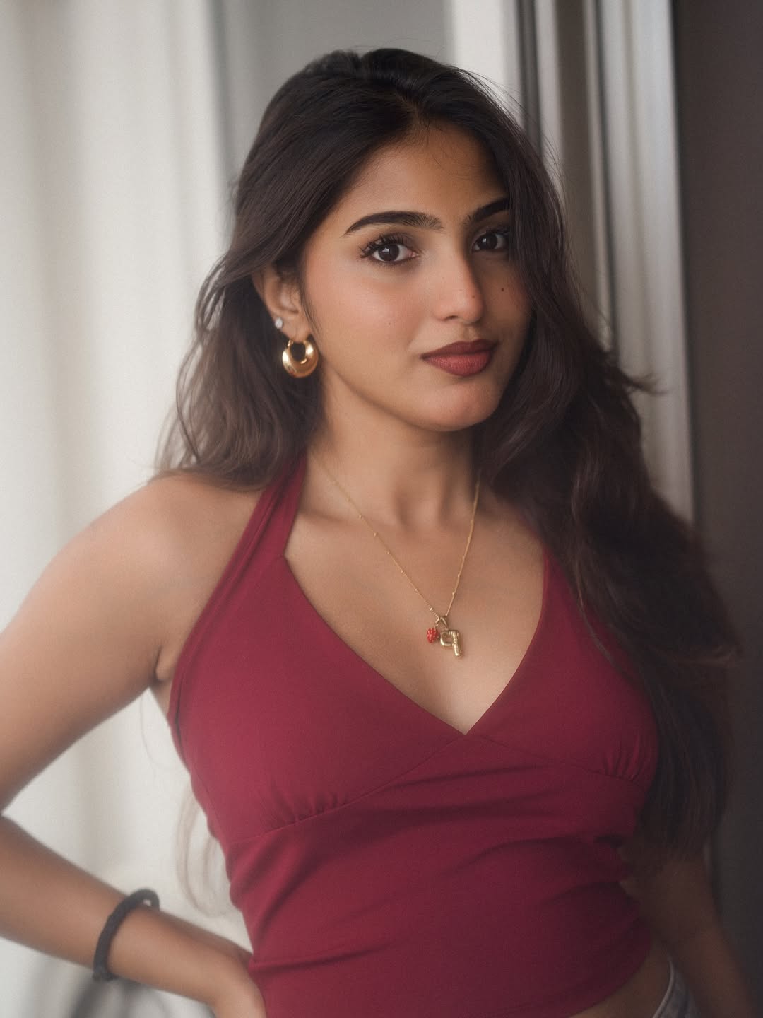Graceful Pranavi Manukonda poses with effortless charm and stylish aura