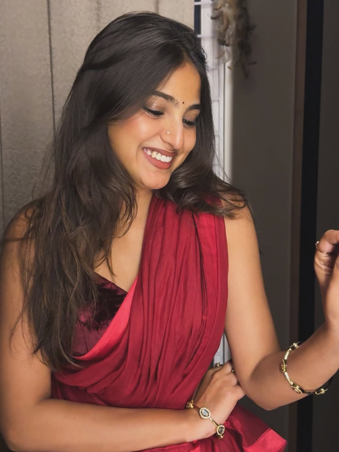 Pranavi Manukonda In Stunning Saree Red Avatar