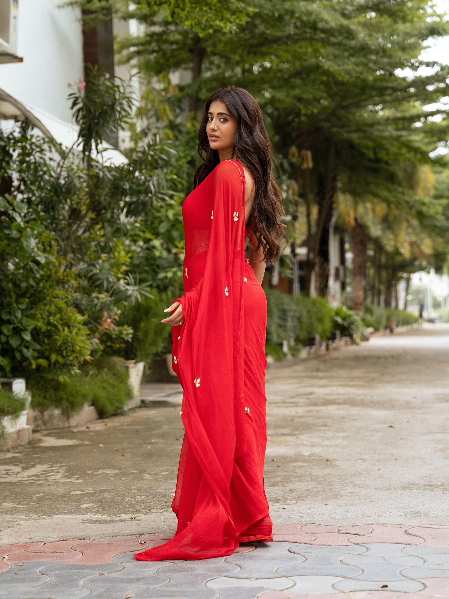 Rashi Singh Hot Red Saree Look Elegant