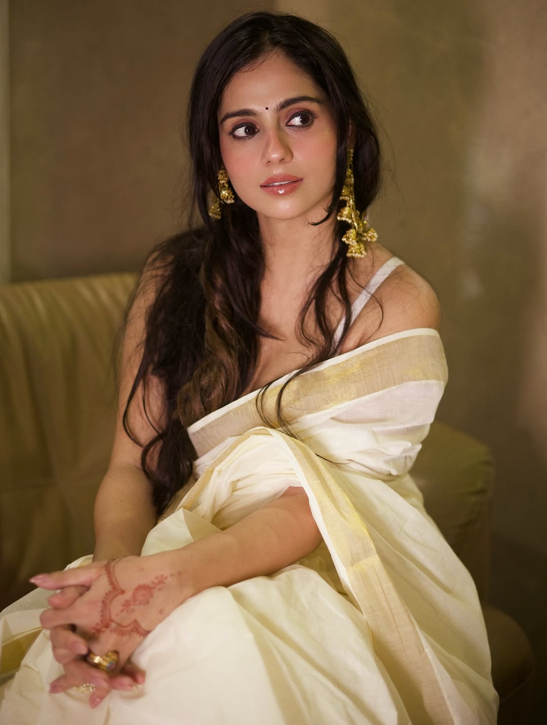 Rose Sardana Perfect Tease highlights elegance and confident glamour