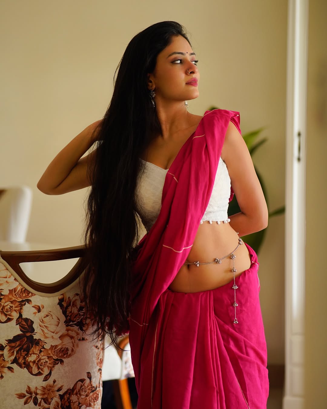 Elegant Sanya Thakur shines in fashion spotlight with slim waist goals.