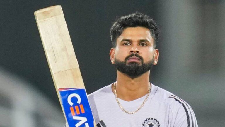 Shreyas Iyer leaving team before match