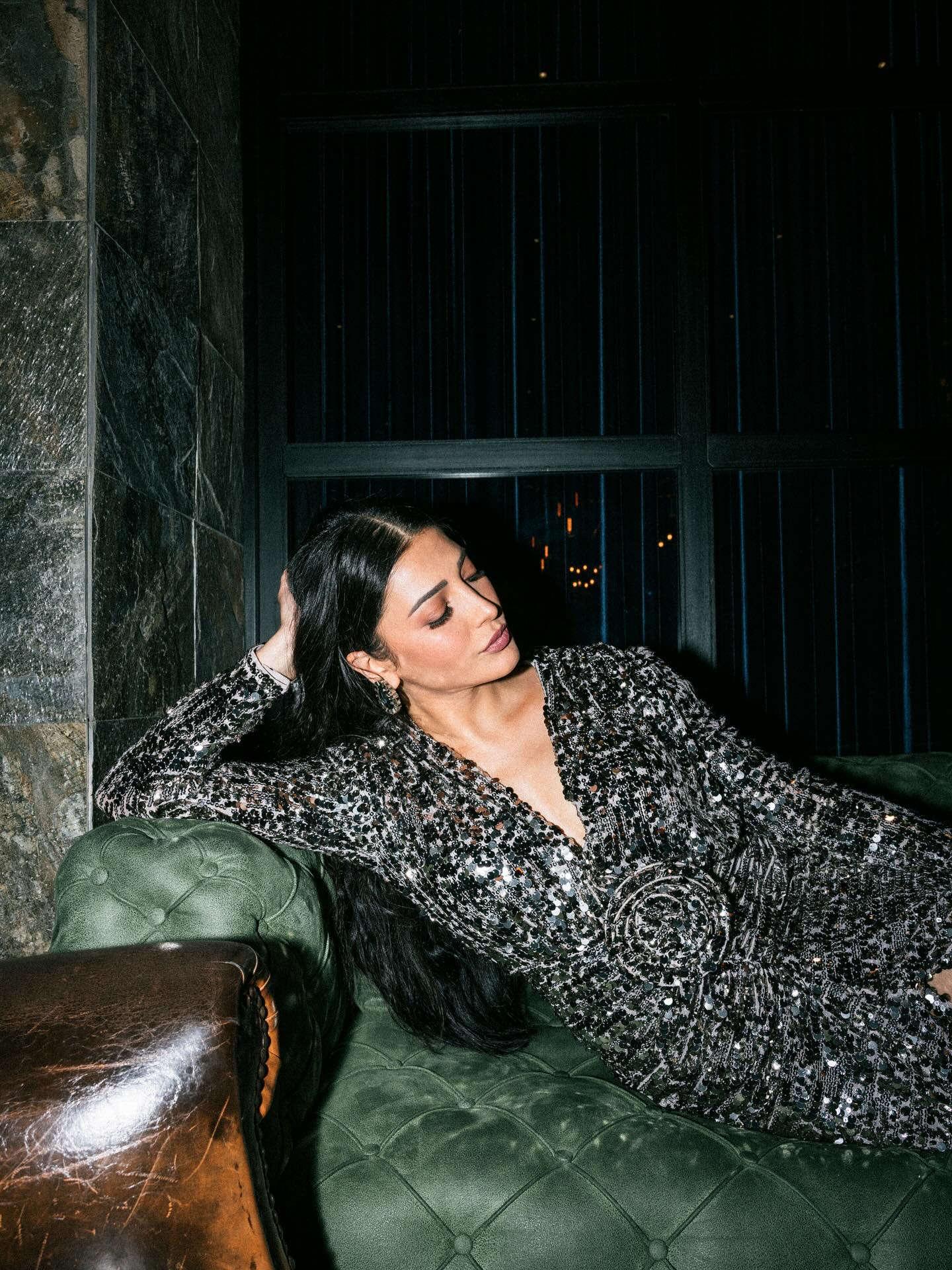 The actress poses with her eyes closed, radiating pure rockstar vibes.