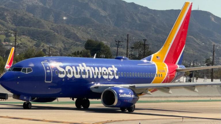 Southwest Airlines plane at BWI airport