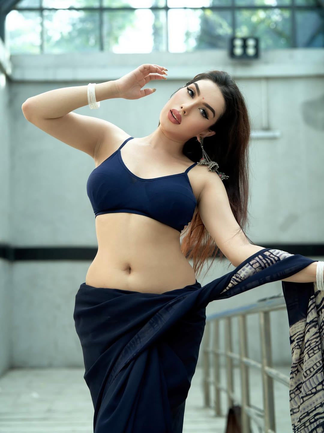 Gorgeous Tinni Akter radiates elegance in beauty on fire look.