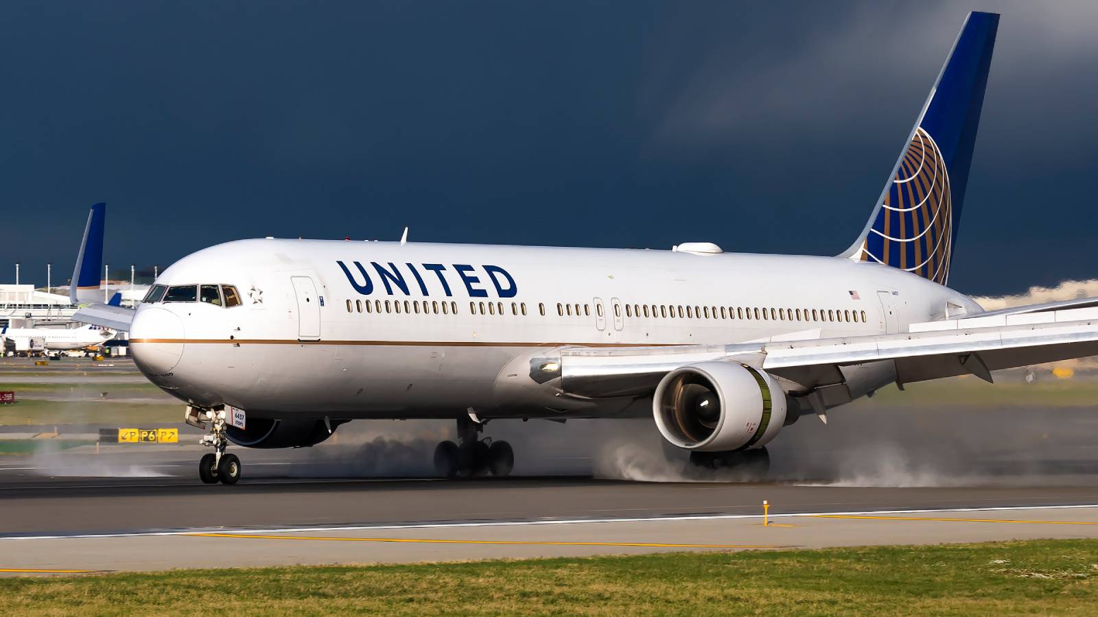 United Airlines Boeing 767 at airport terminal