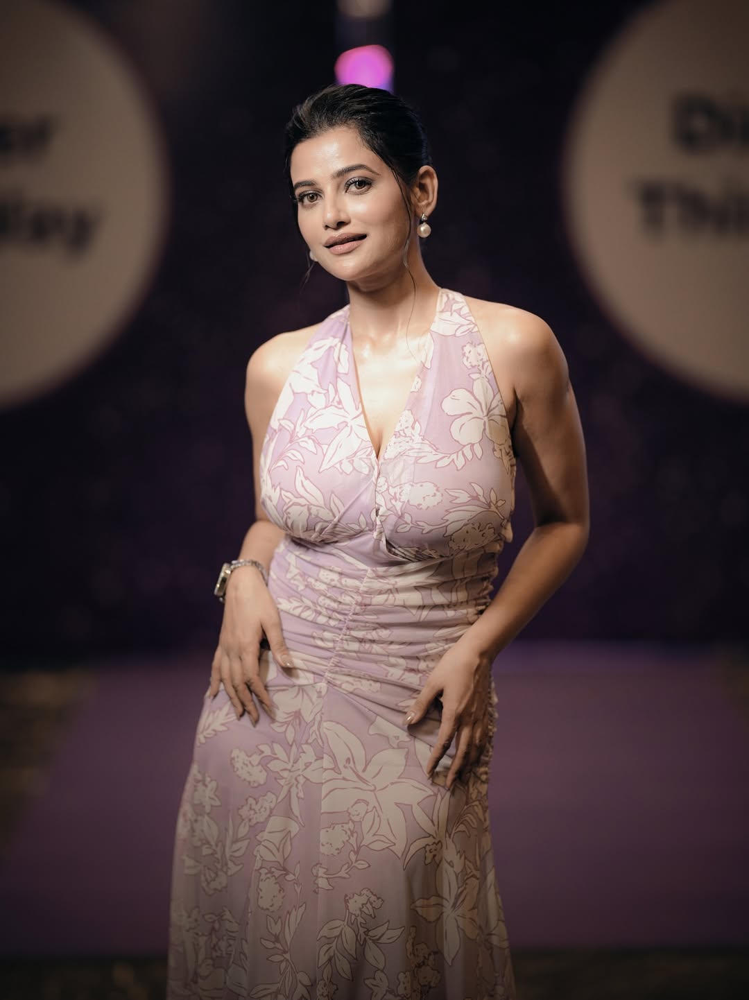 Bold Beauty Ushasi Ray impresses with graceful beauty and poise