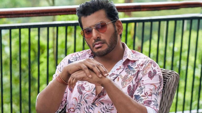Vishal directing Magudam movie