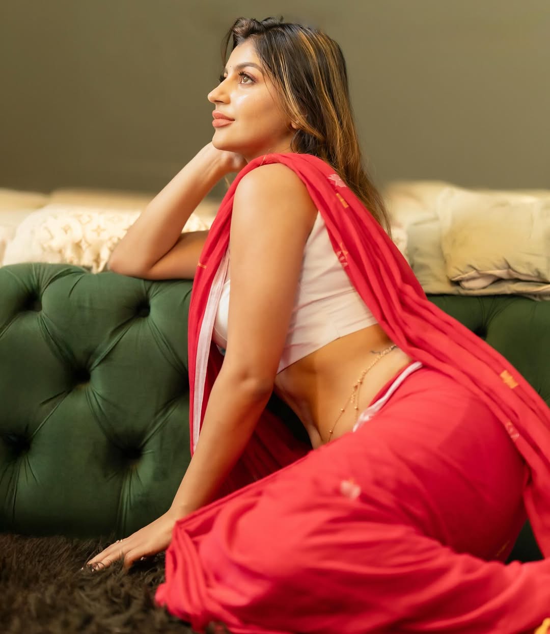 Yashikaa Annand’s perfect waist look sets new beauty goals.