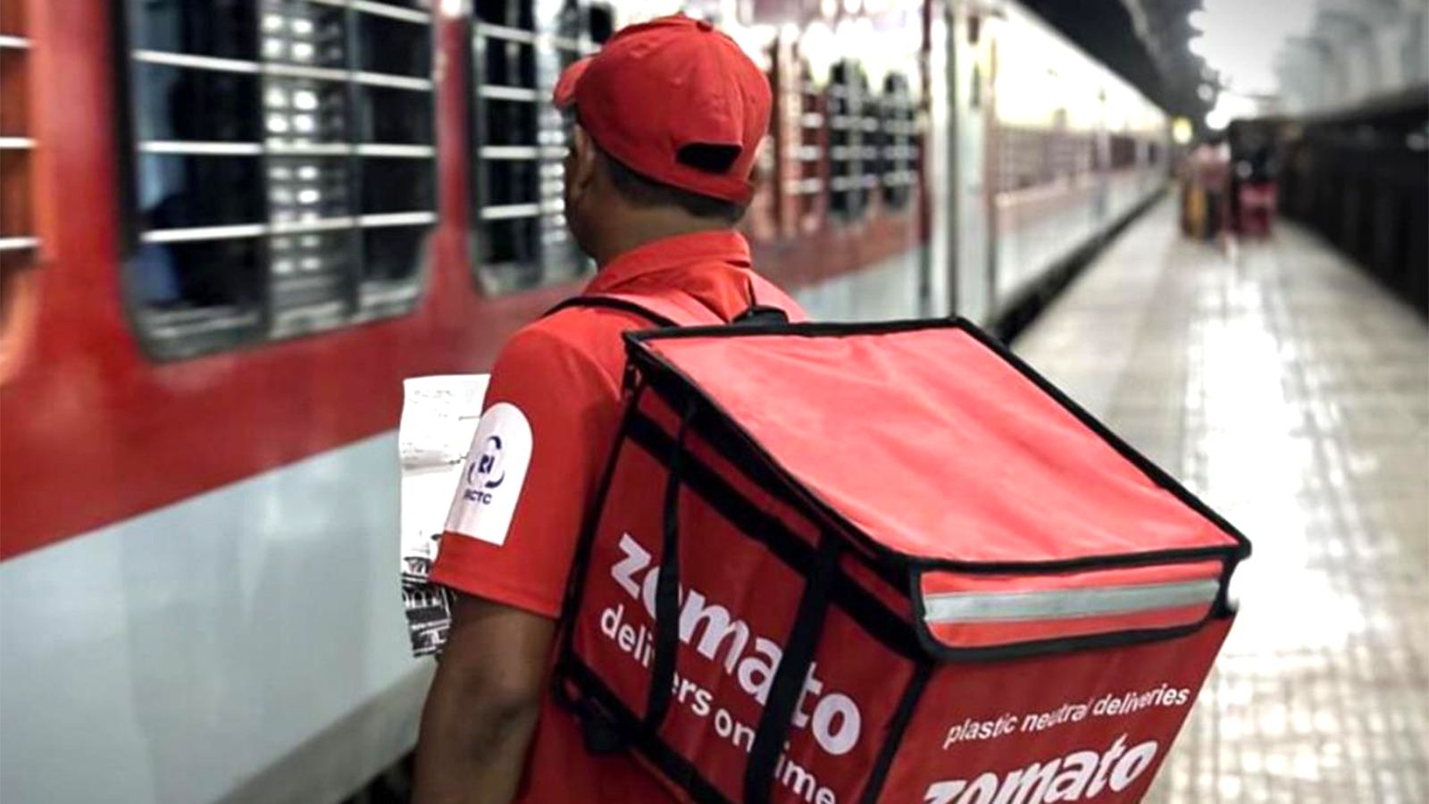 Zomato food delivery for train passengers