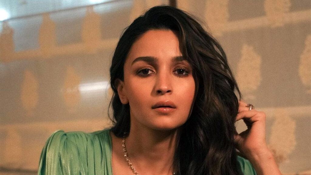 Alia Bhatt faces new Botox and career controversy
