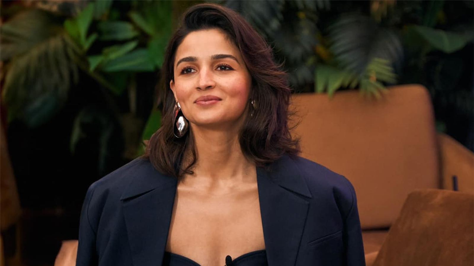 Alia Bhatt faces trolling for Ranbir-Katrina link