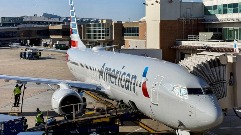 American Airlines cancelled flights issue