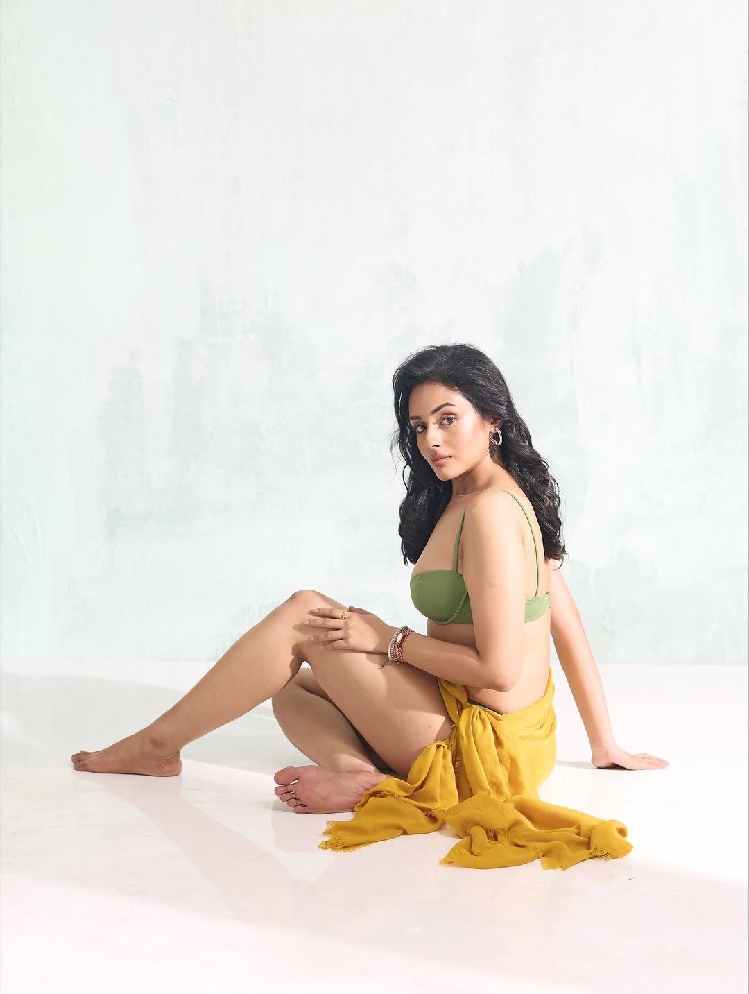 Anushka Janarthanan Confident Beach Pose