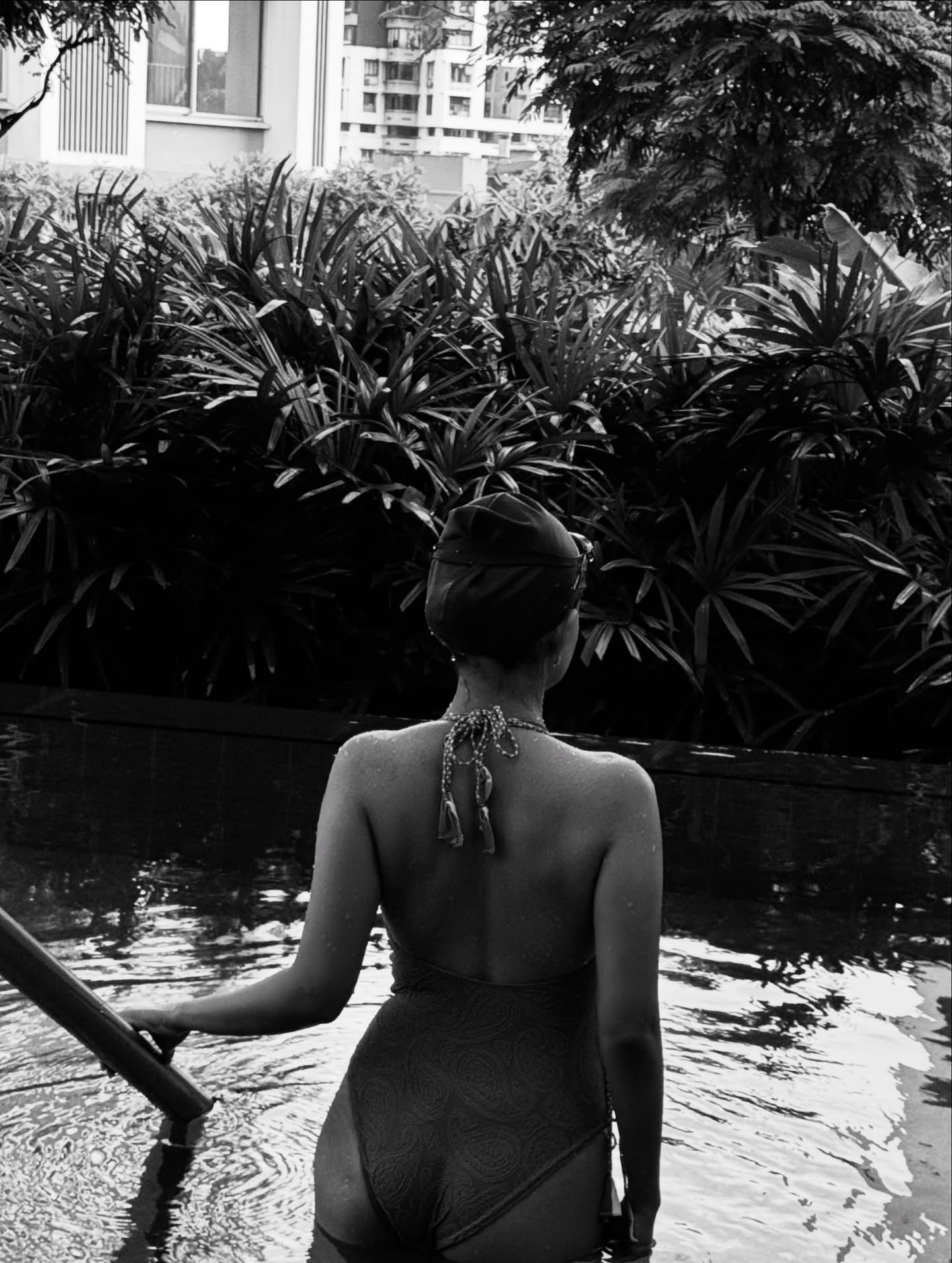Anushka Sen Sets The Pool On Fire In Bold New Photos