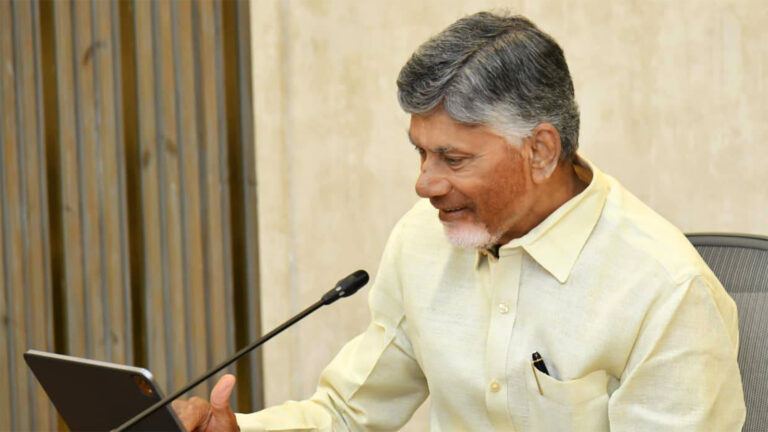 Chandrababu Naidu auto drivers scheme launch