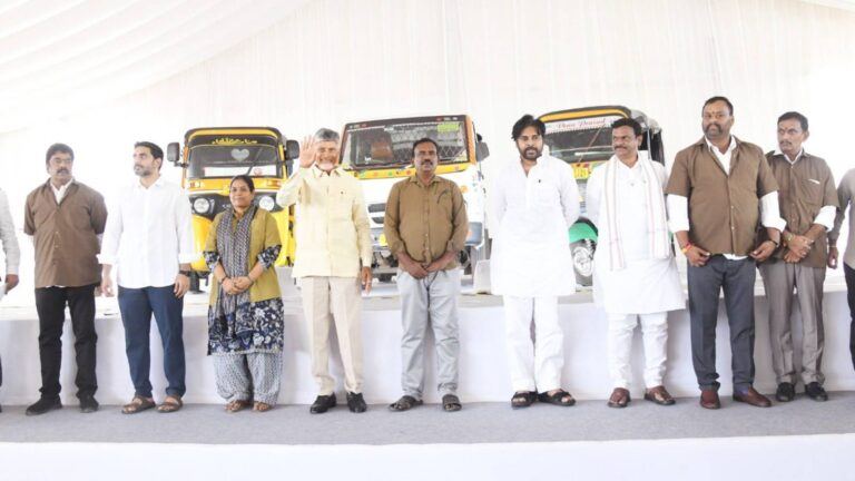 Chandrababu Naidu launches Auto Driver Service Scheme