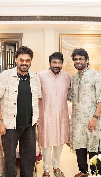 Chiranjeevi Celebrates Diwali, Nagarjuna, Venkatesh, Nayanthara