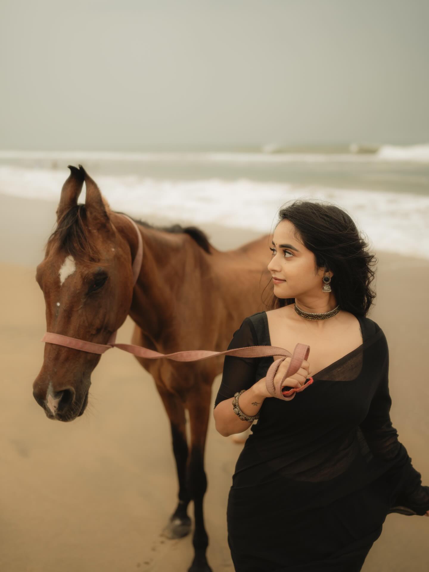 Deepthi Sunaina Glows In Natural Light