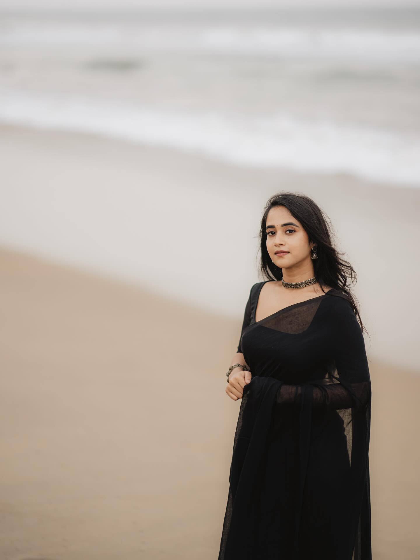 Deepthi Sunaina Dazzles In Black Outfit