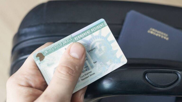 Green card holder travel warning