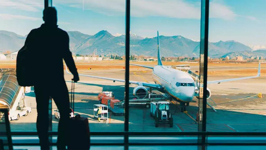 H-1B travel risk during pending green card