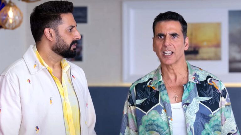 Akshay Kumar and Riteish Deshmukh discuss Housefull 6 ideas