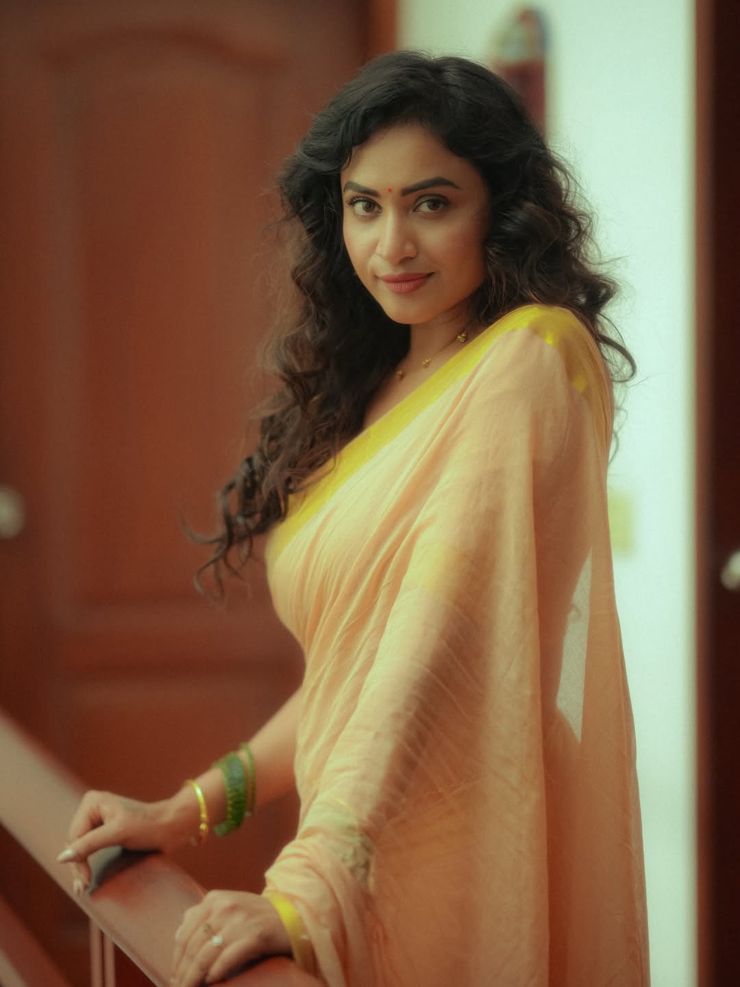 Janani Ashok Kumar Looks Serene And Beautiful