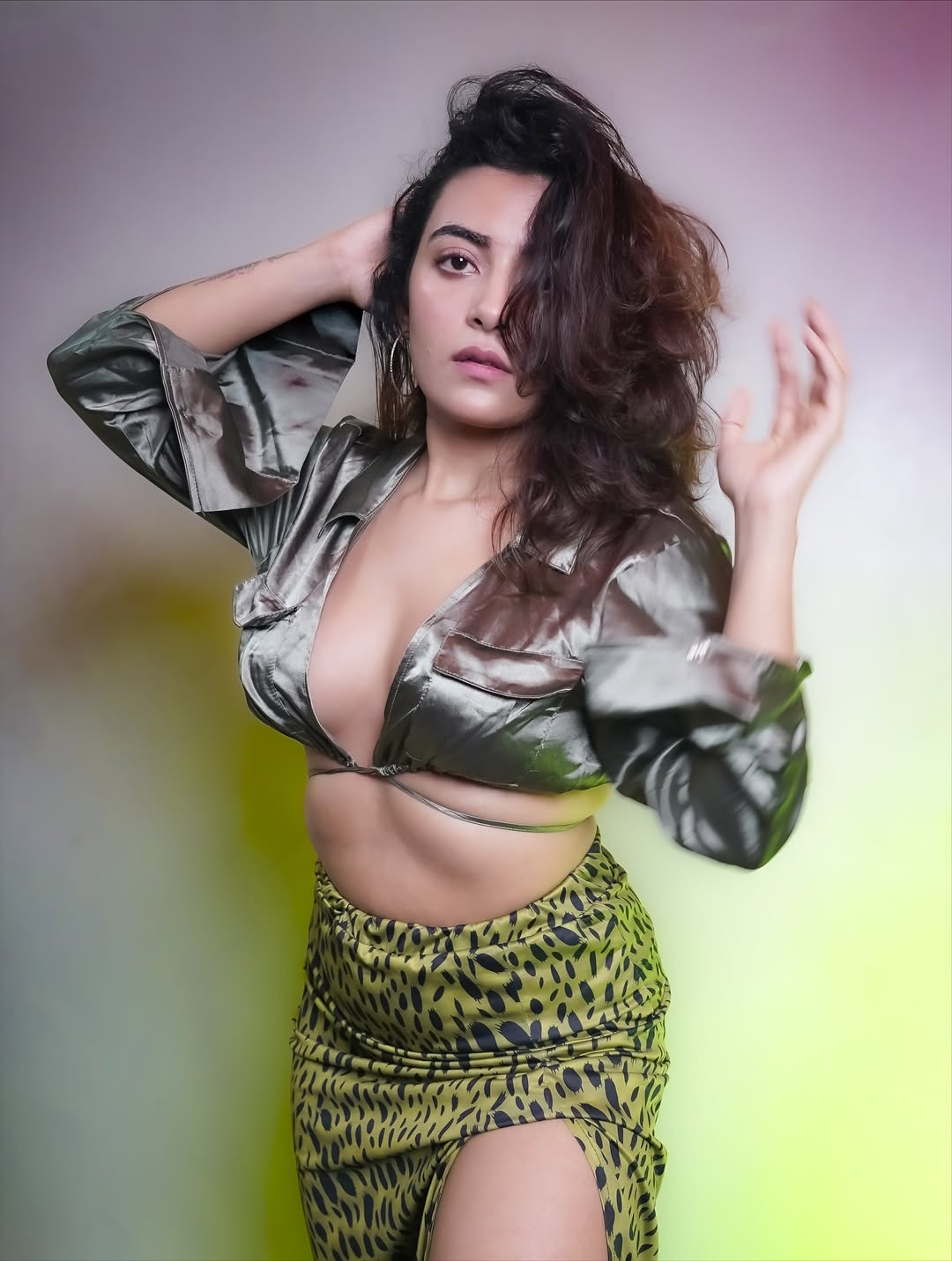 Jinal Joshi Flaunts Wild Print Slit Skirt