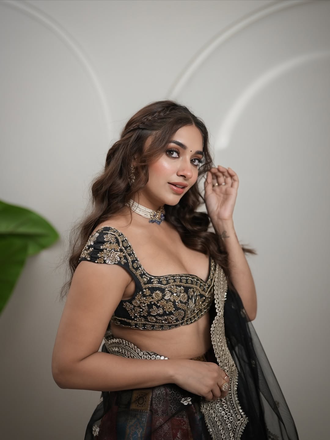Jiyaa Shankar Slays With Fierce Desi Attitude