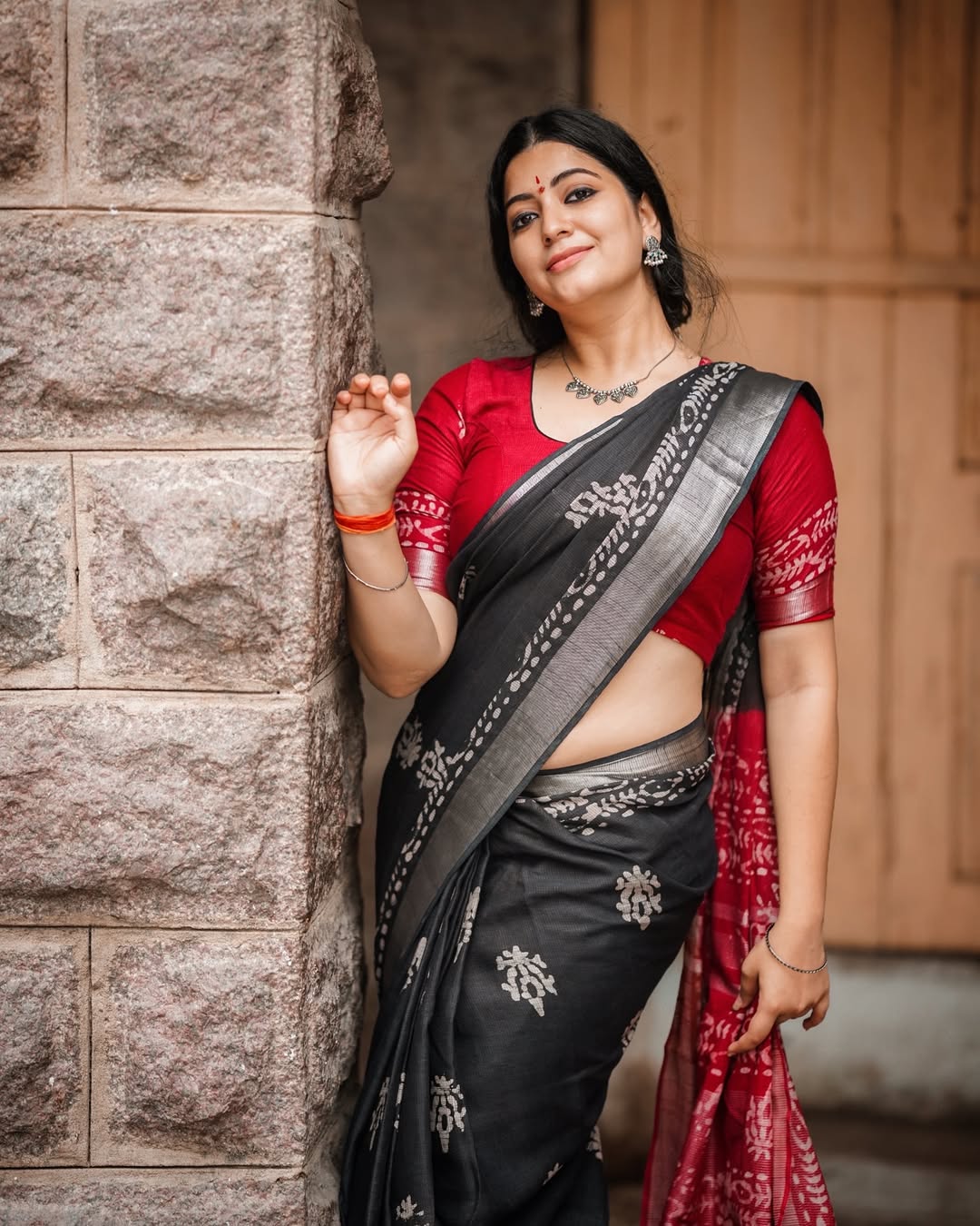 Kanduri Sudha In Black Saree With Red Blouse