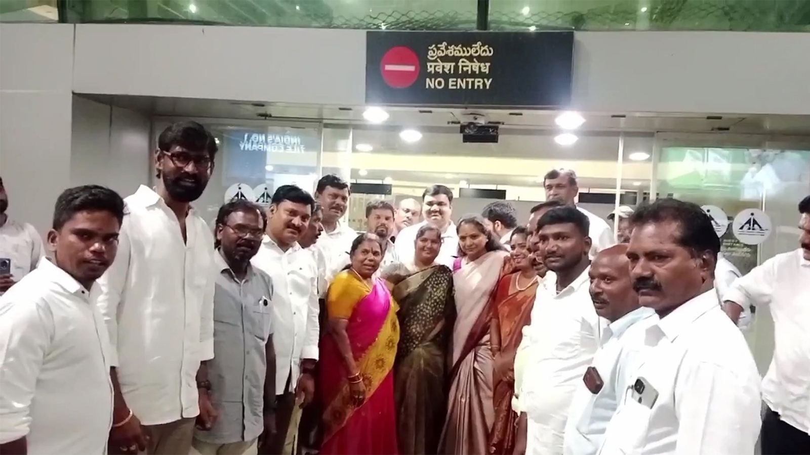 Kavitha’s Tirupati visit sparks debate in Andhra