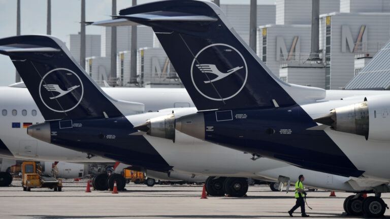 Lufthansa flight attack incident