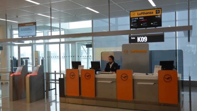 Lufthansa passenger faces ticketing issue