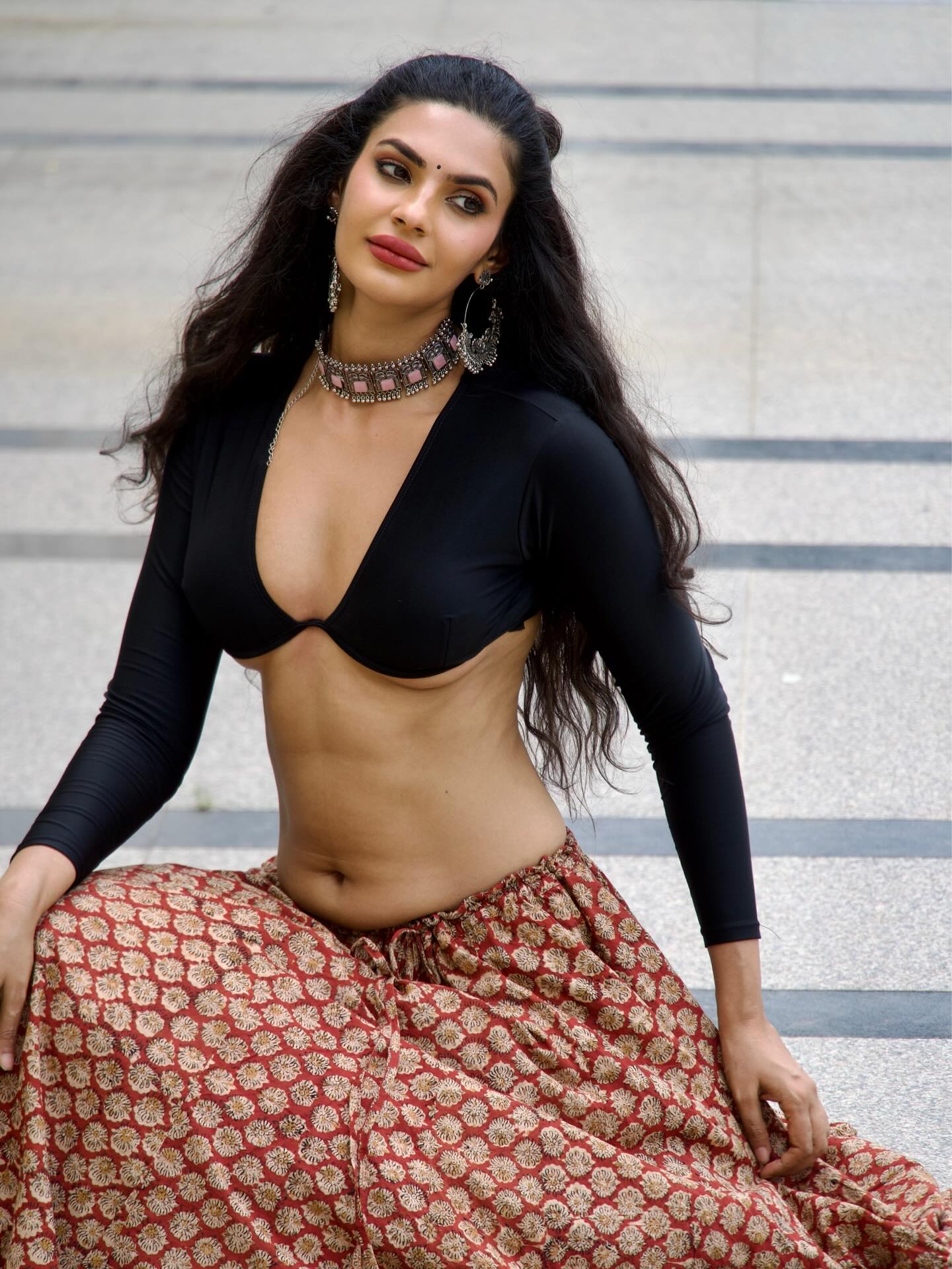 Manmeet Kaur Slays In Bold Indo-Fusion Look