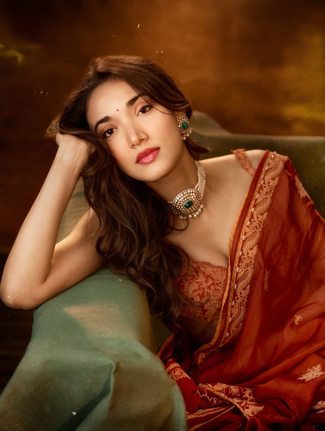 Medha Shankr’s Bold Desi Look In Red