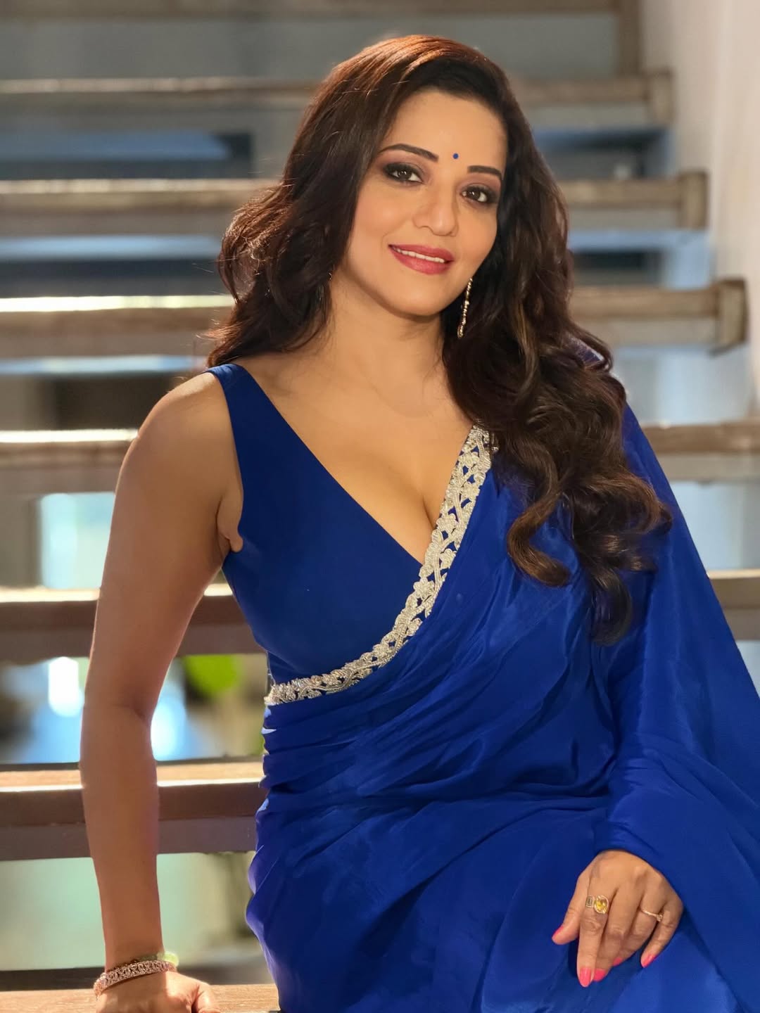Monalisa Exudes Elegance In Royal Blue
