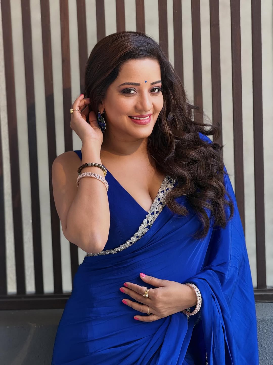 Monalisa Stuns In Blue Saree Look
