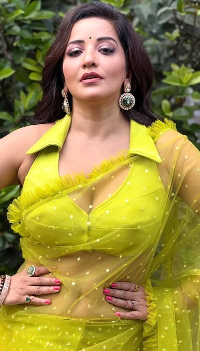 Monalisa Alluring Look In Neon Drapes