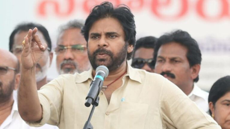 Pawan Kalyan in Kakinada meeting fishermen