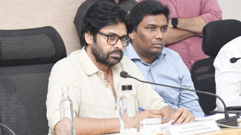 Pawan Kalyan Meets Uppada Fishermen in Kakinada