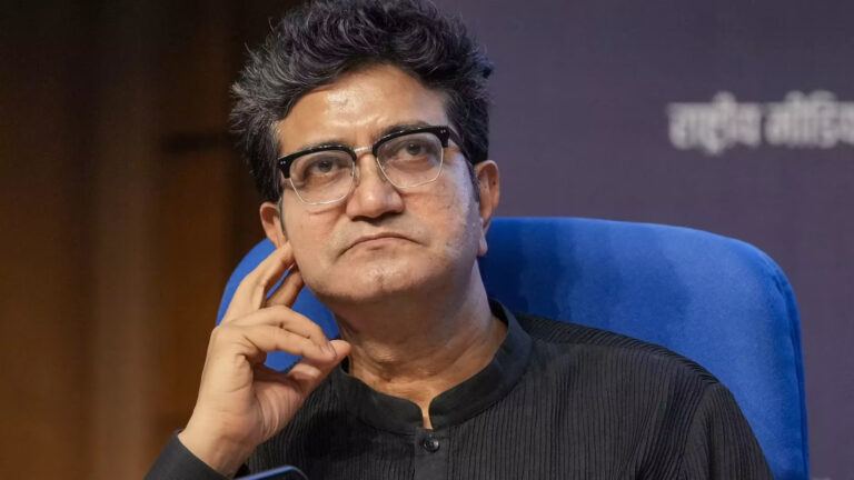 Prasoon Joshi CBFC controversy