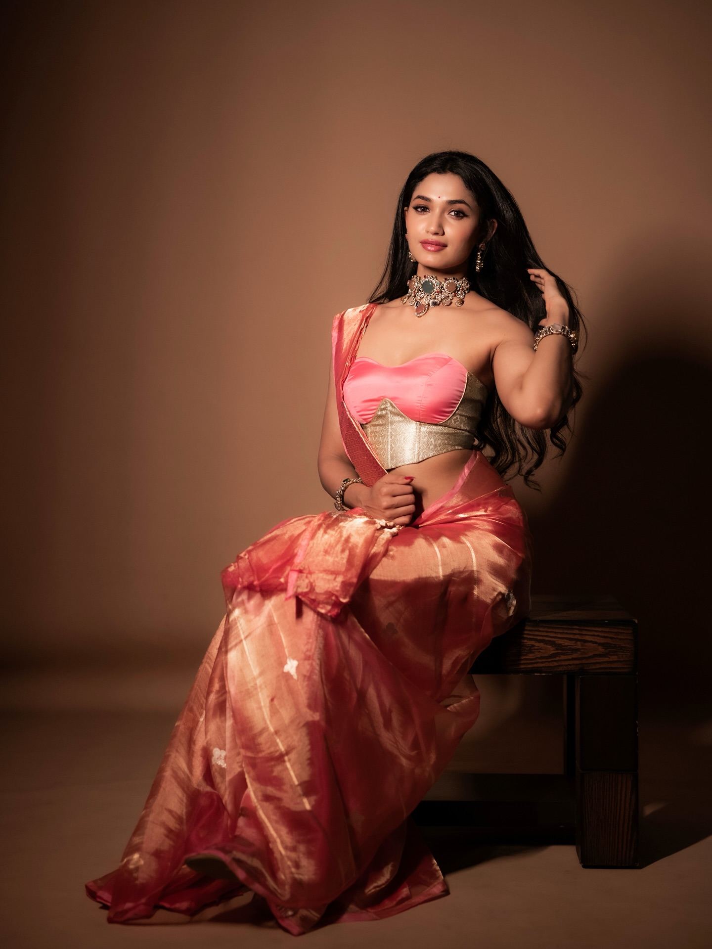 Reeshma Nanaiah Stuns In Pink Saree Look
