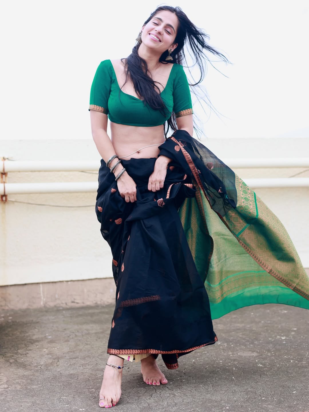 Rose Sardana Saree Look With Breezy Pose