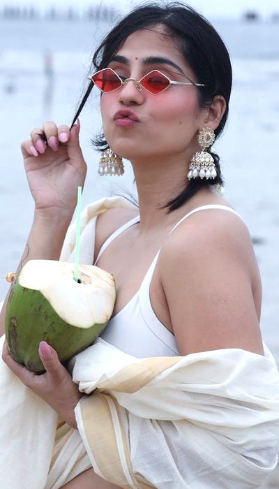 Rose Sardana Minimal Saree with Glam Accessories