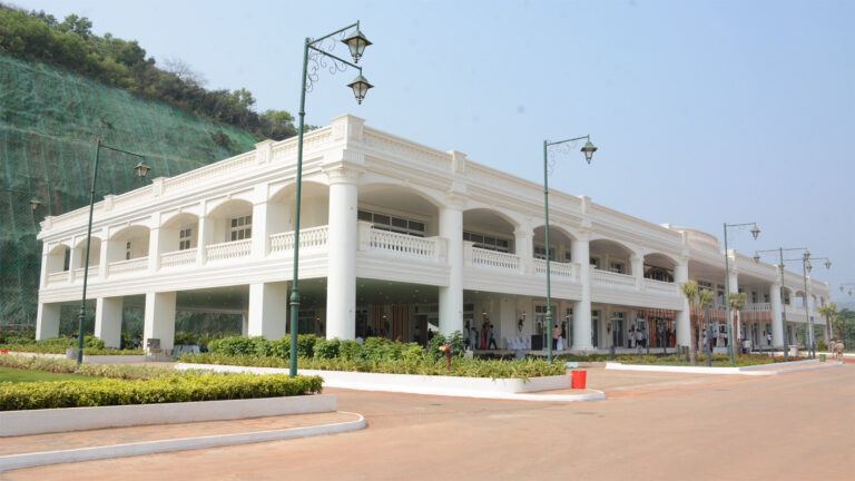 rushikonda-palace-Vizag