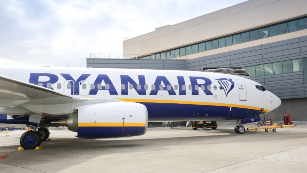 Ryanair criticised over bereavement fee