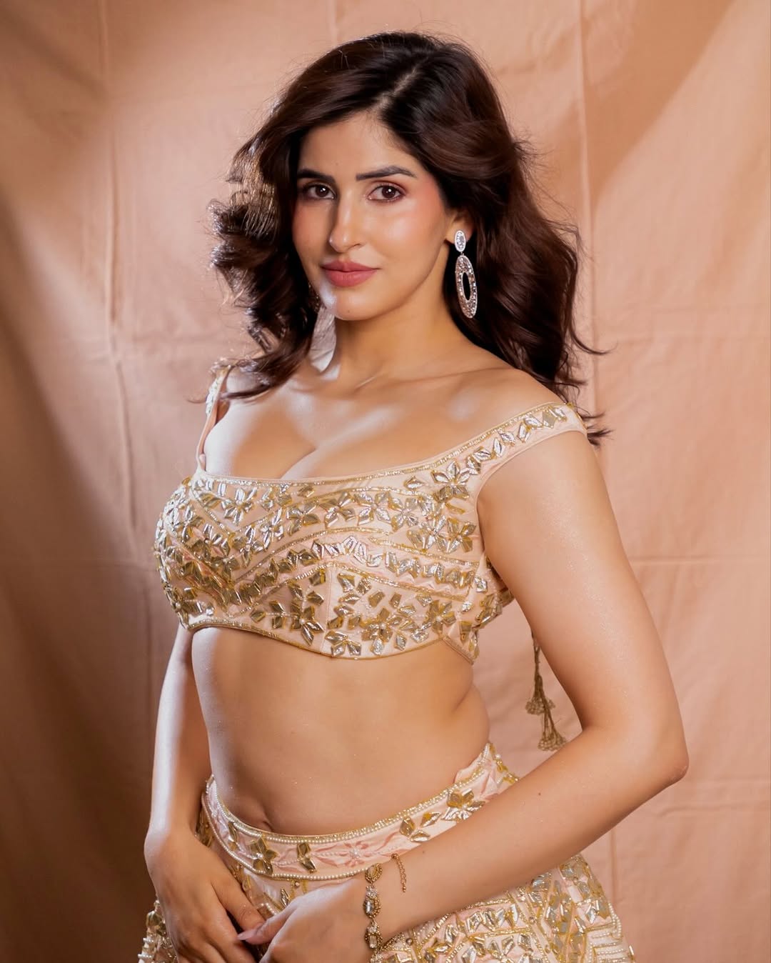Sakshi Malik Elegant Desi Glam Pose