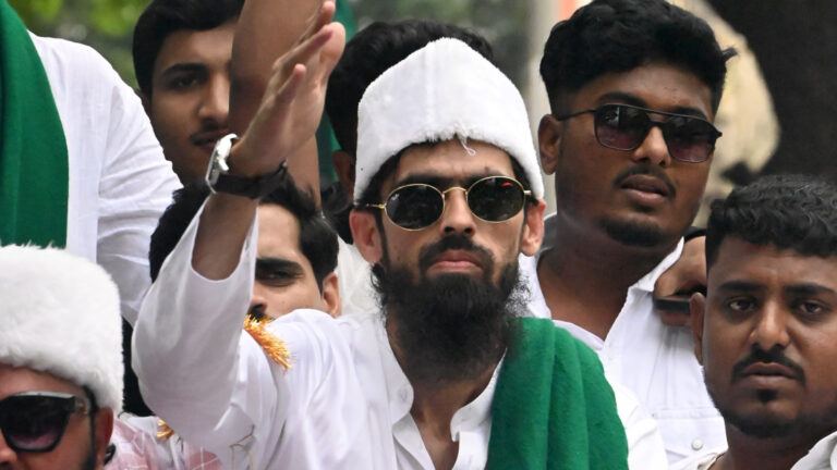 Salman Khan booked for hate speech